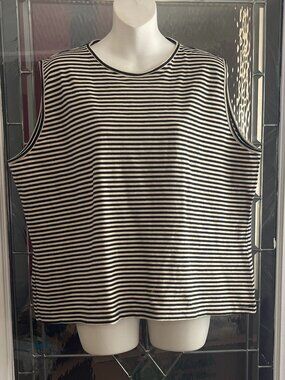Custom Designed. BOHO 60s Womens Black And White Striped Tank size 22